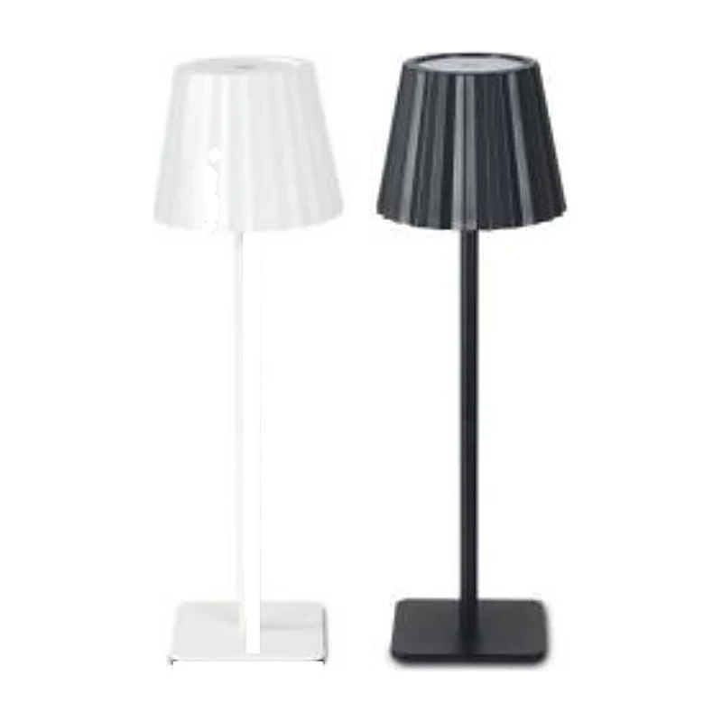 Zigzag Metal Table Lamp